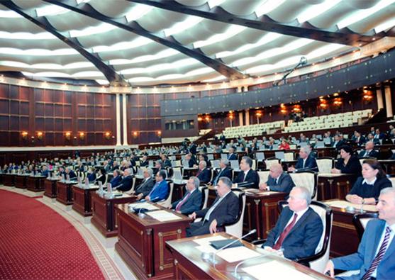 Zəhmətkeş deputatlarımız... - Foto 1
