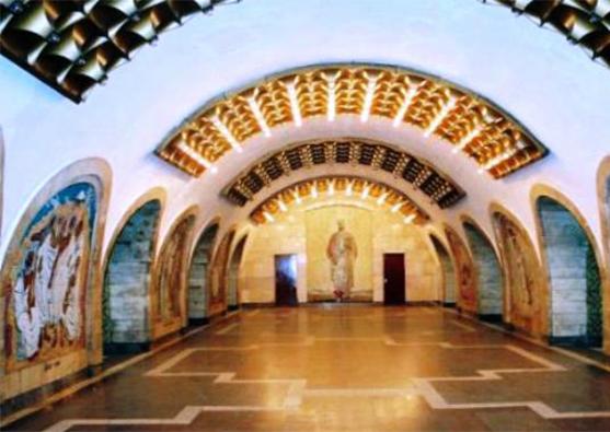 Dünyadakı ən gözəl 5 metrodan biri - Foto 1