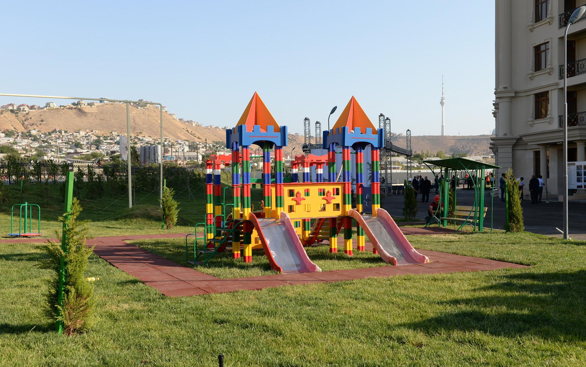 Dövlət jurnalistlərinə sahib çıxdı - Foto 6
